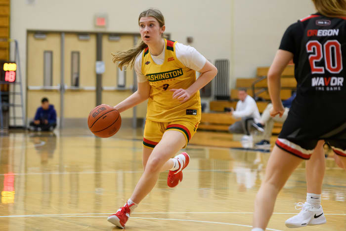 2023-4-2-WAVOR-Girls-GAME-2349-NR-clear